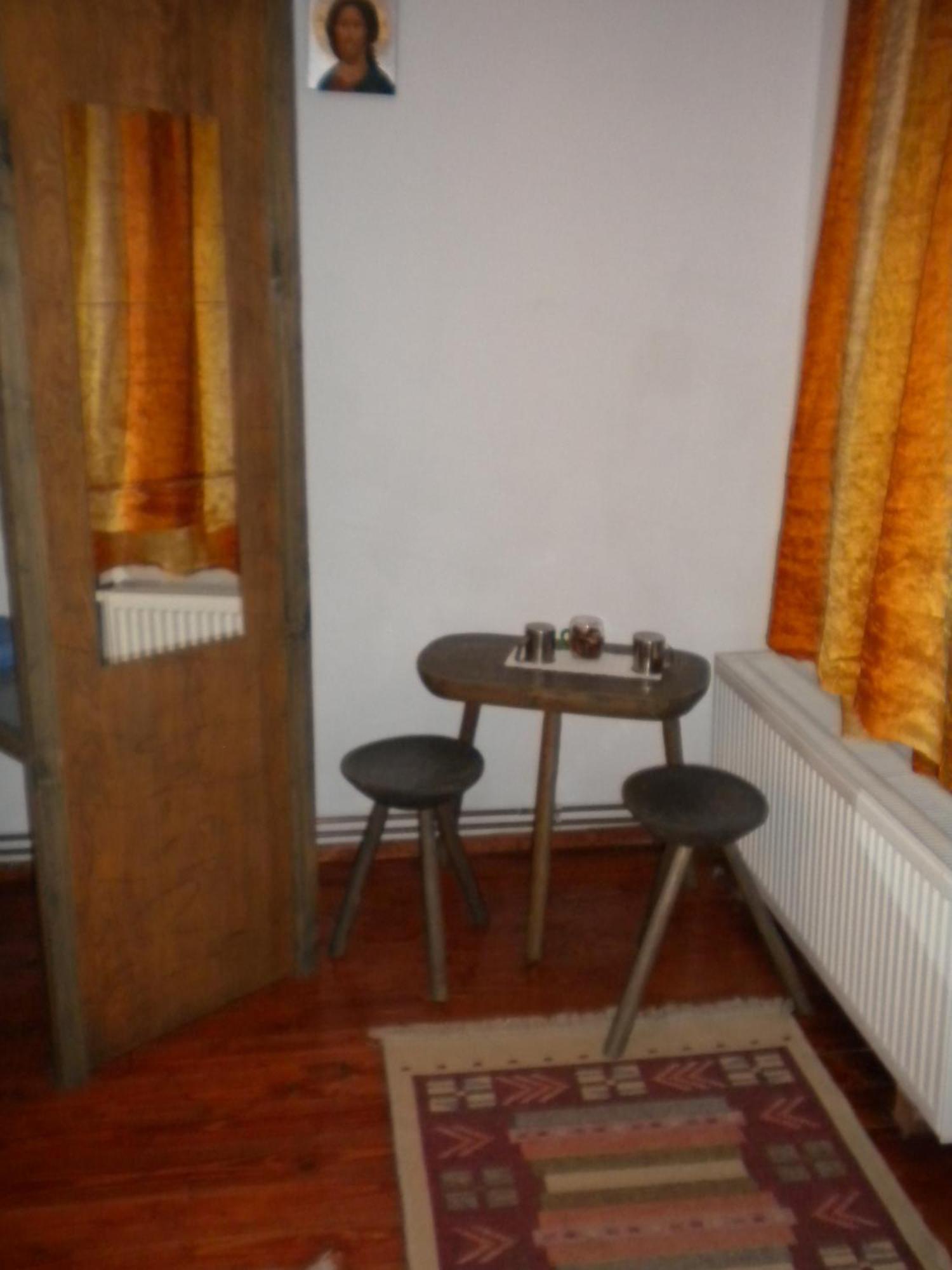 Hotel Cabana La Noi Rîşnov Exteriér fotografie