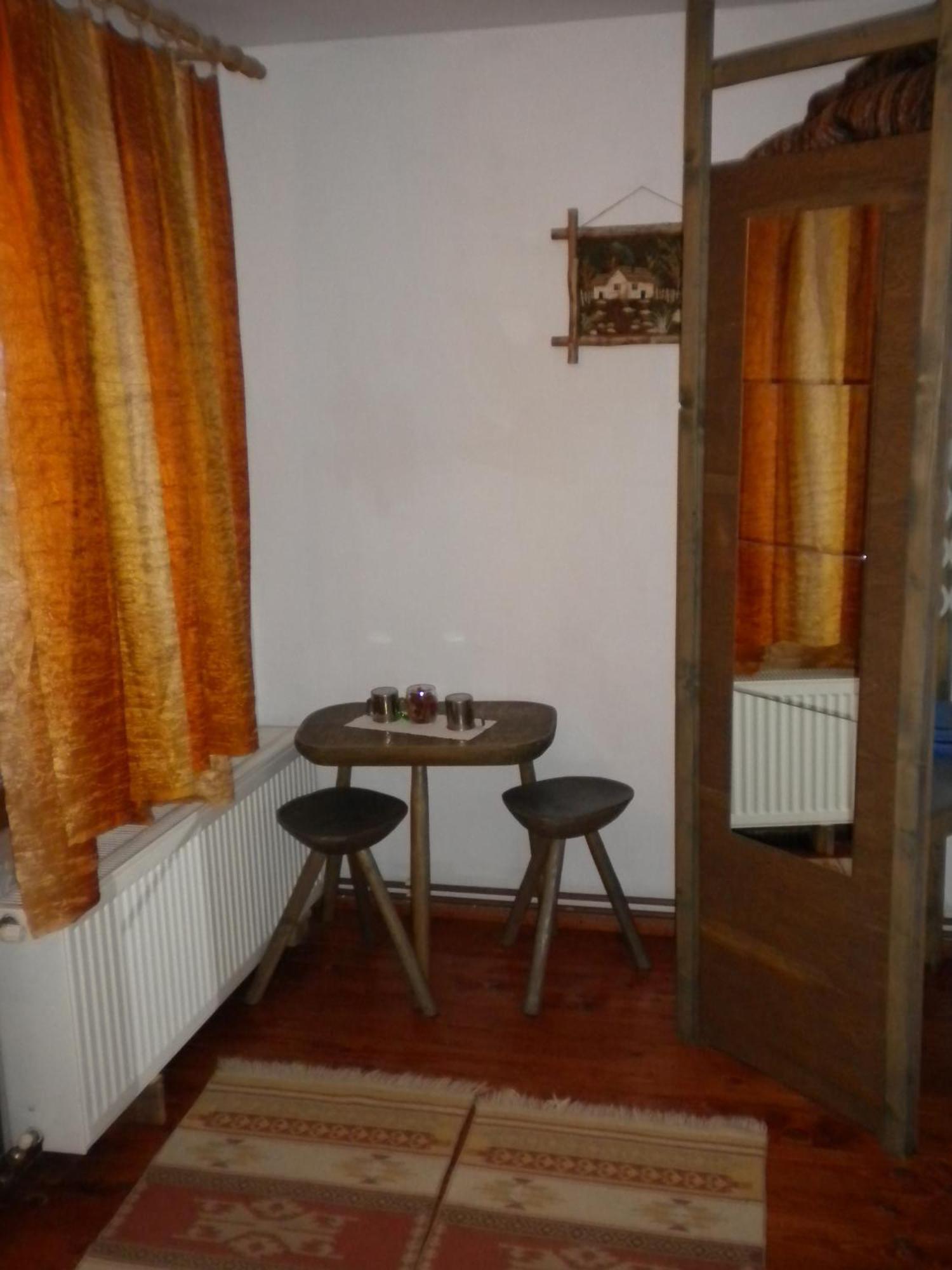 Hotel Cabana La Noi Rîşnov Exteriér fotografie