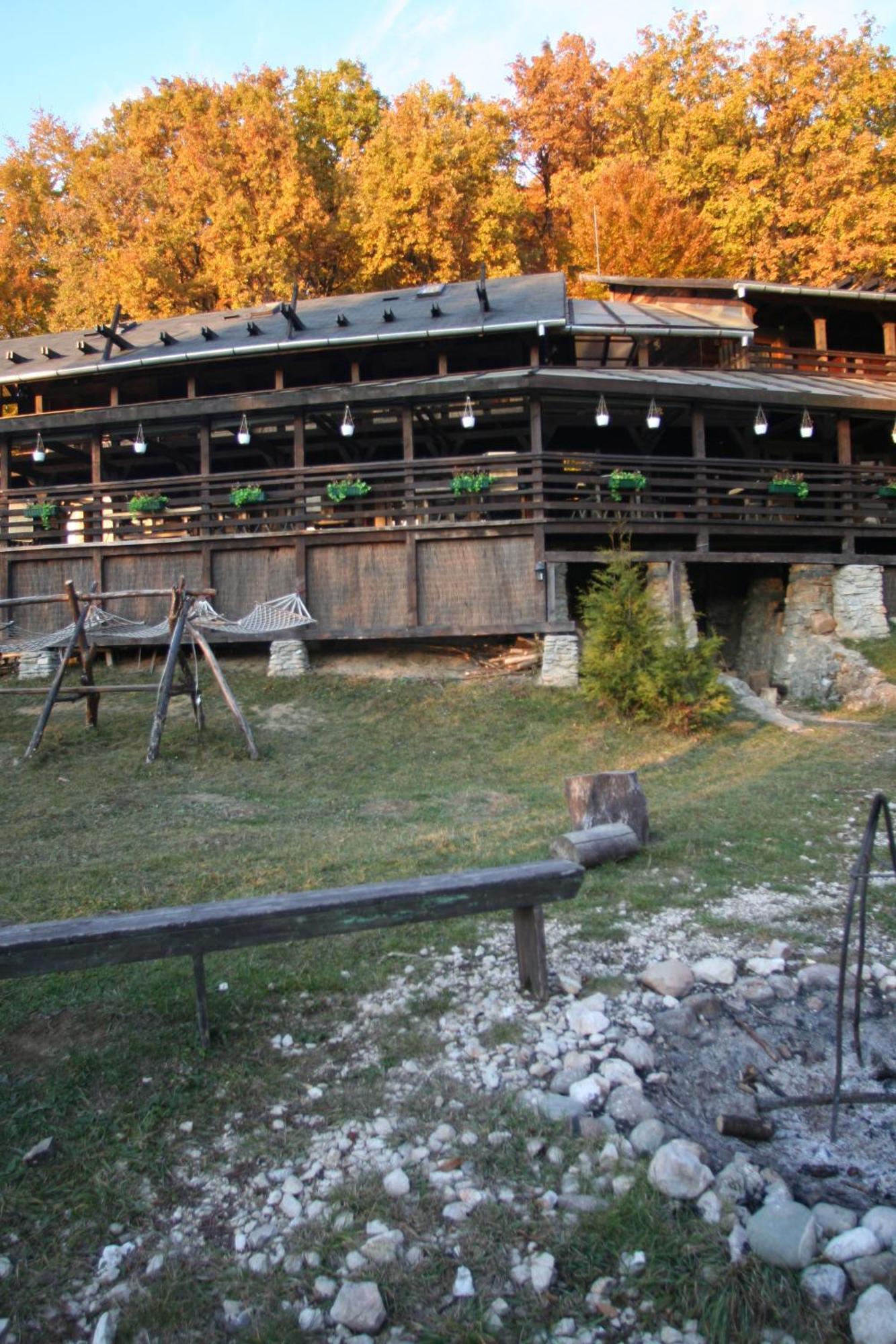 Hotel Cabana La Noi Rîşnov Exteriér fotografie