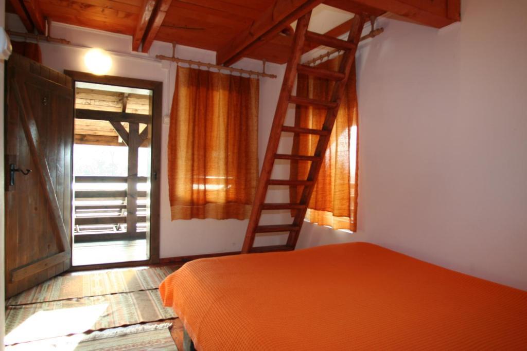 Hotel Cabana La Noi Rîşnov Pokoj fotografie