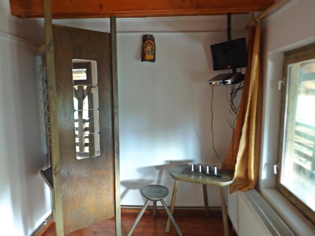Hotel Cabana La Noi Rîşnov Exteriér fotografie