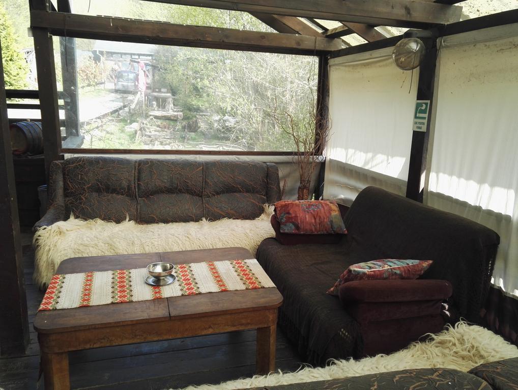 Hotel Cabana La Noi Rîşnov Exteriér fotografie