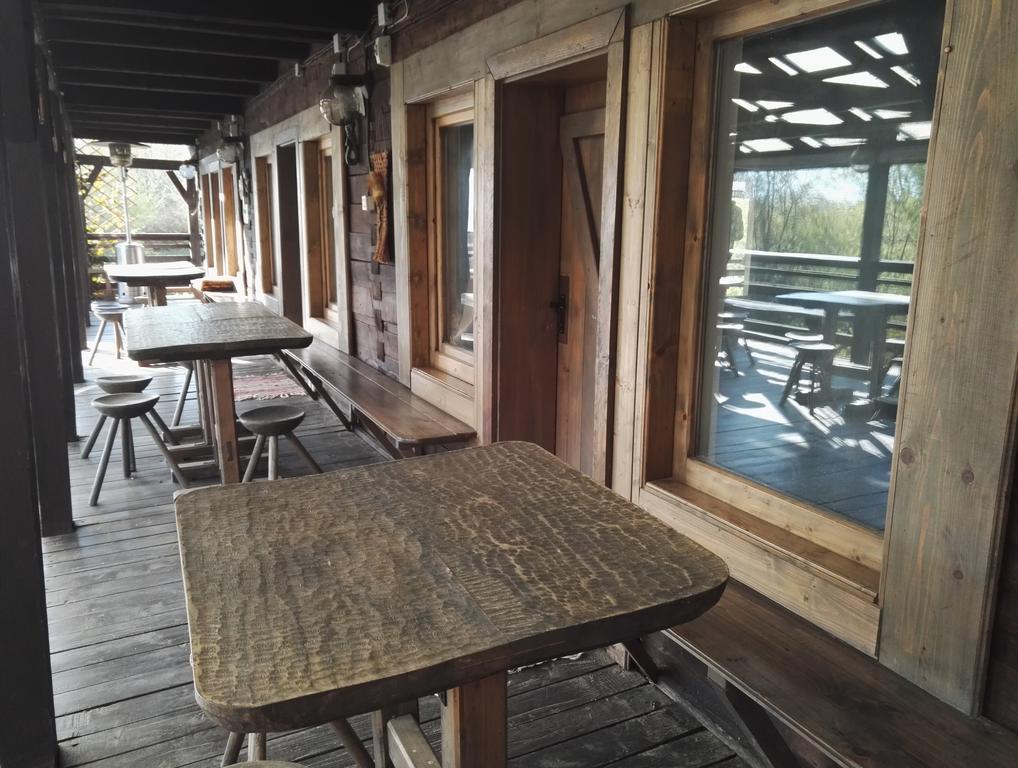 Hotel Cabana La Noi Rîşnov Exteriér fotografie