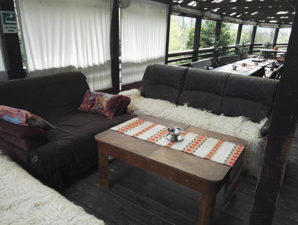 Hotel Cabana La Noi Rîşnov Exteriér fotografie