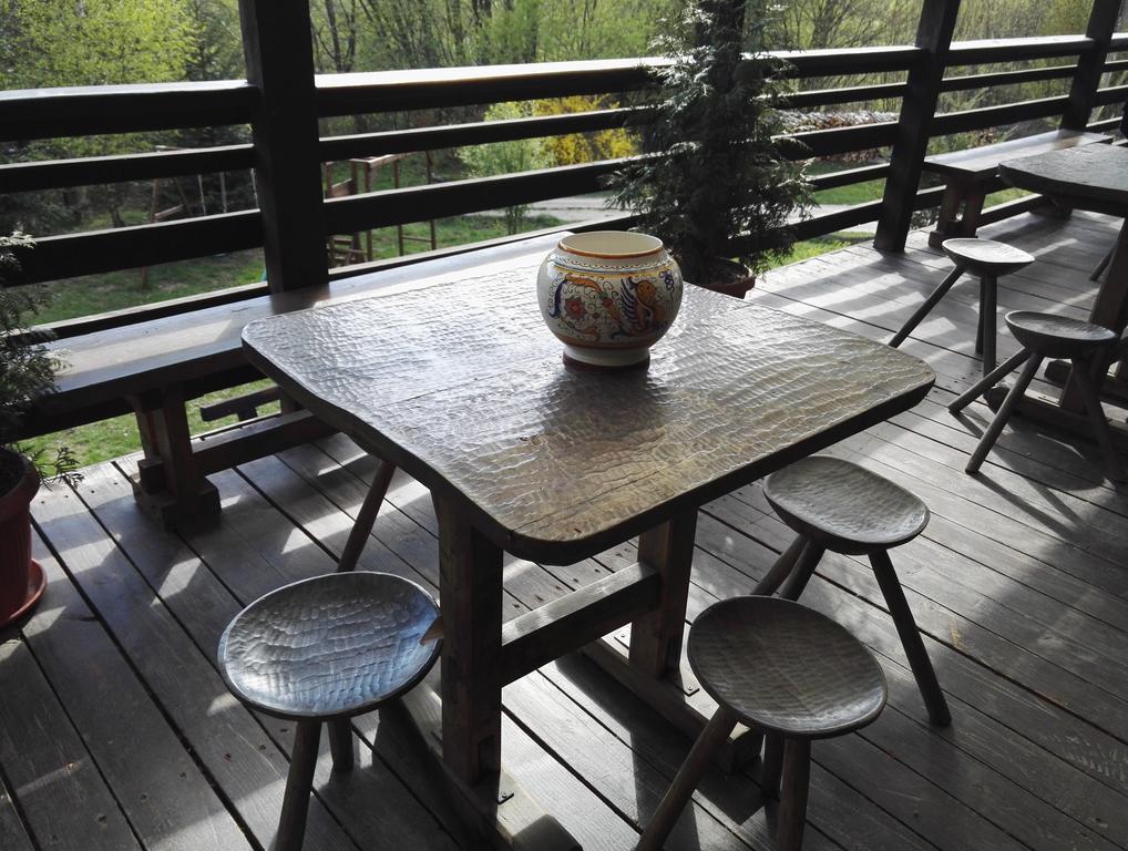 Hotel Cabana La Noi Rîşnov Exteriér fotografie
